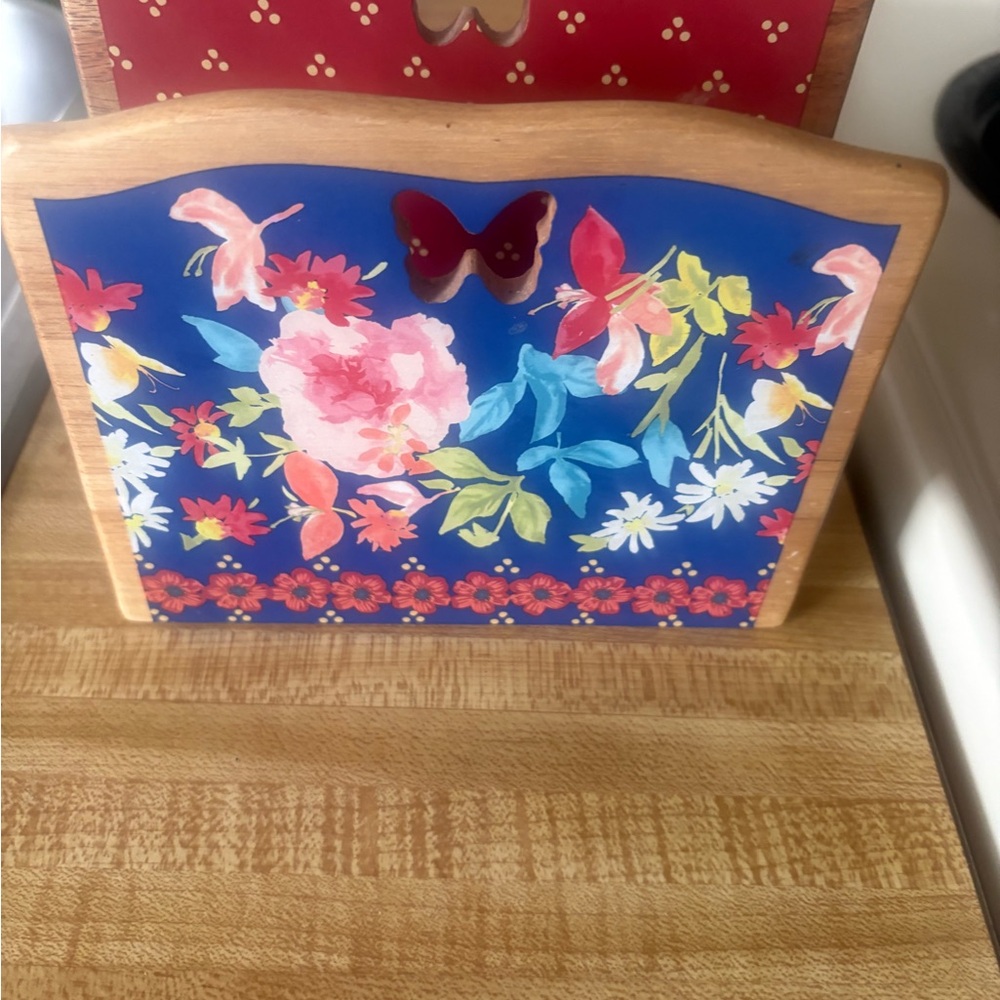 The Pioneer Woman Floral Napkin Holder - Blue and Red